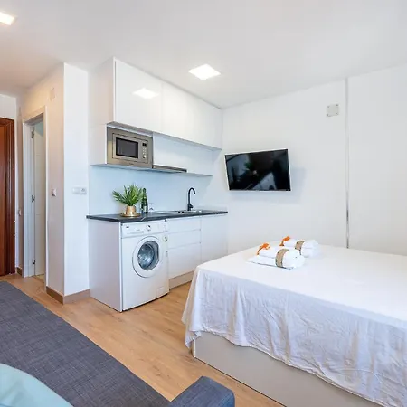 797 Rentals- Estudio En Naciones Con Vistas Al Mar Apartment